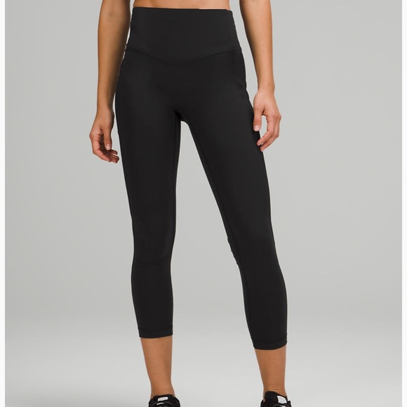 lululemon athletica Pants - NWOT Lulu All The Right Places High-Rise Crop